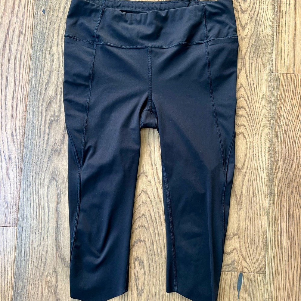 Athleta cropped leggings